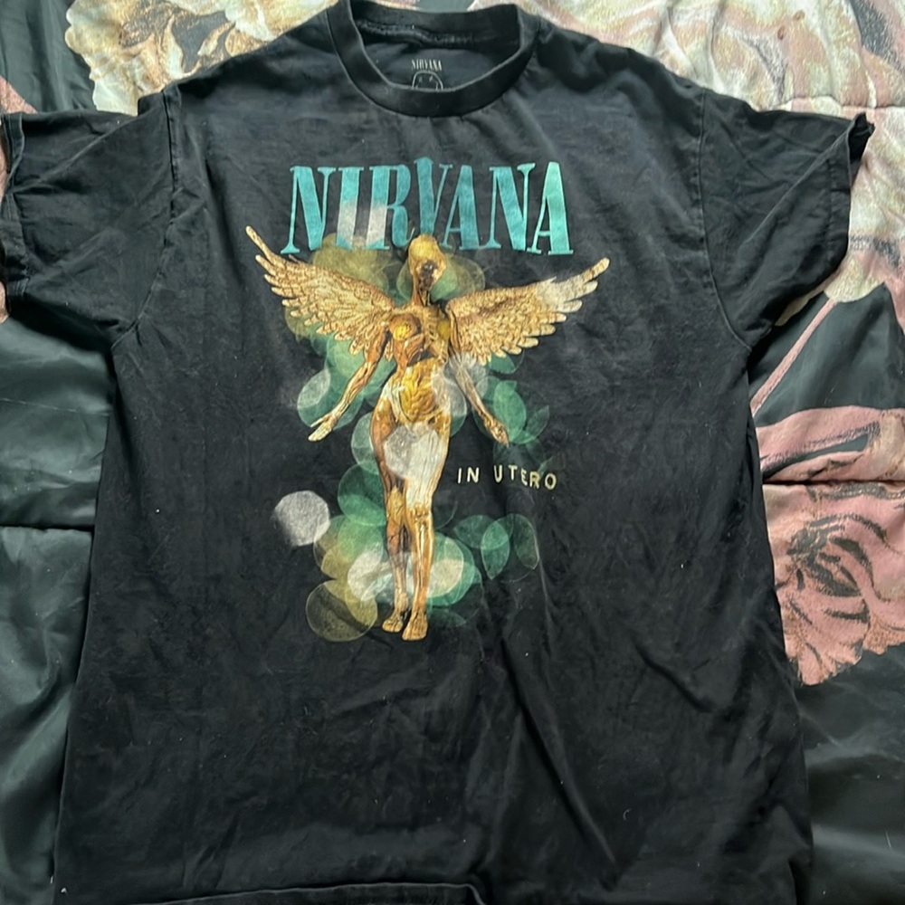 Black graphic Nirvana T-shirt size Medium